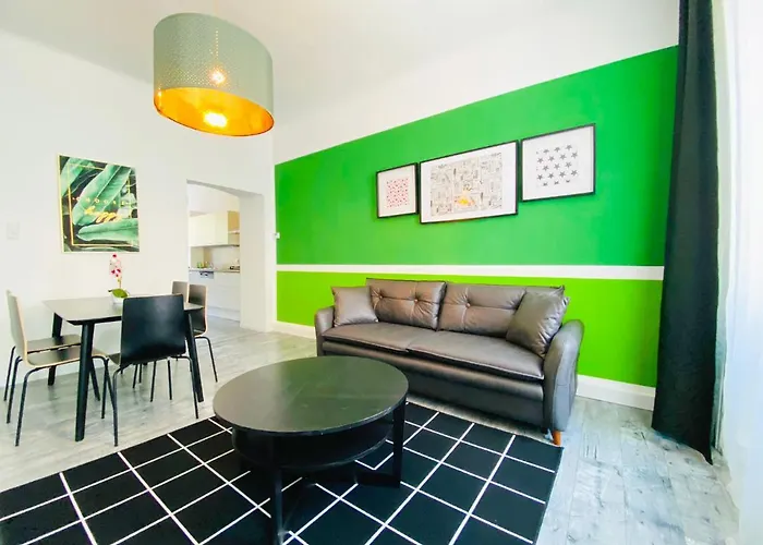 Amazing Suite Uno-City